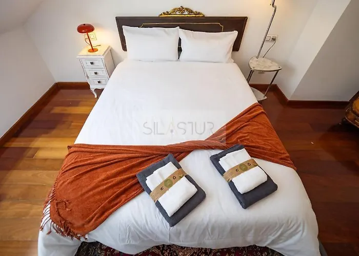 Costa By Silastur * גיחון